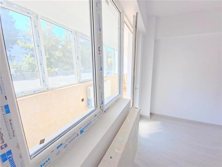 Apartament cu 3 camere decomandat în 9 Mai