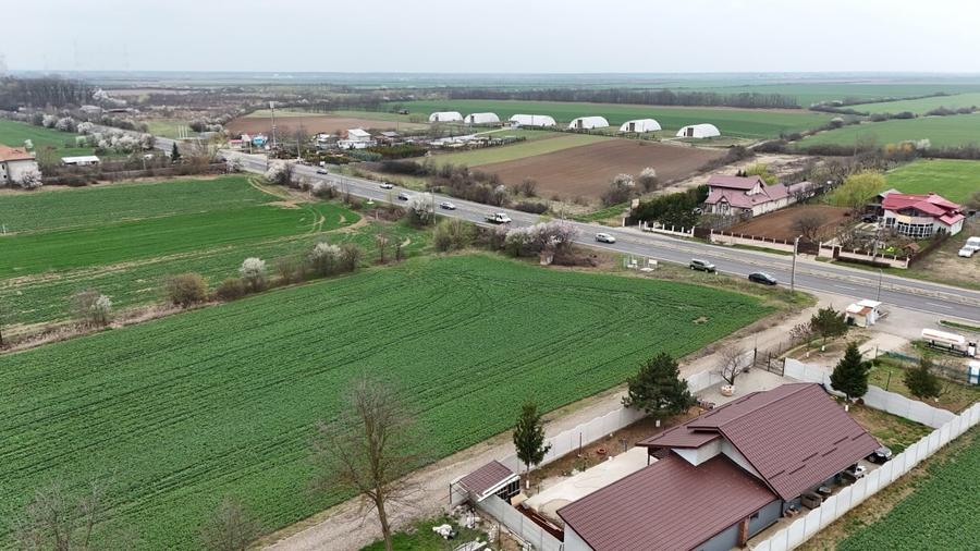 Teren Construcții intravilan de 4563 mp, în Potigrafu