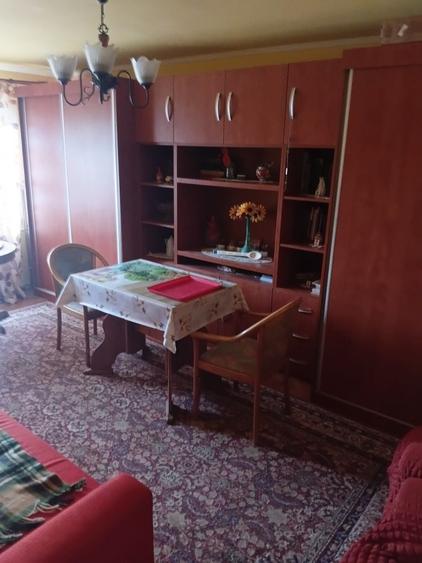 Apartament cu 2 camere decomandat în Exterior Vest