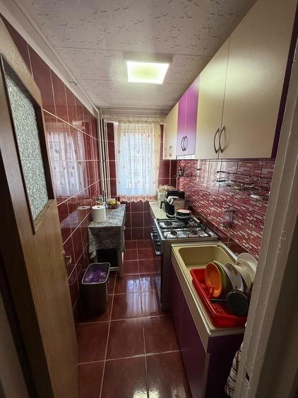 Apartament cu 2 camere semidecomandat în Pantelimon