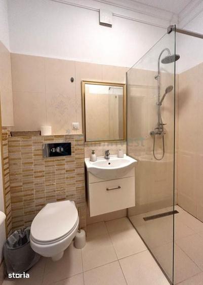 Apartament cu 3 camere, mobilat în Ultracentral