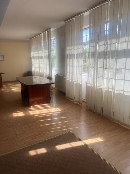 Spațiu comercial, de 70 mp, în Central