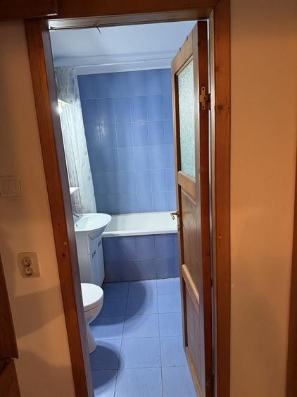 Inchrriez apartament 3 camere - 5
