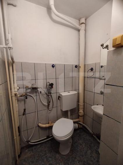 Garsonieră decomandată în Podul de Piatră