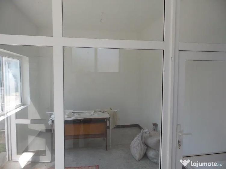Casă cu 4 camere cu Teren 1400 Mp în Jariștea