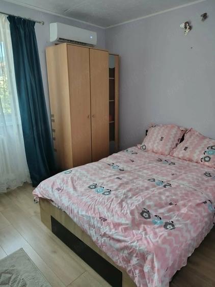 Apartament cu 2 camere semidecomandat în Piața Centrală