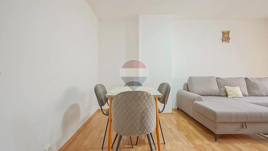 Apartament cu 2 camere decomandat în Central