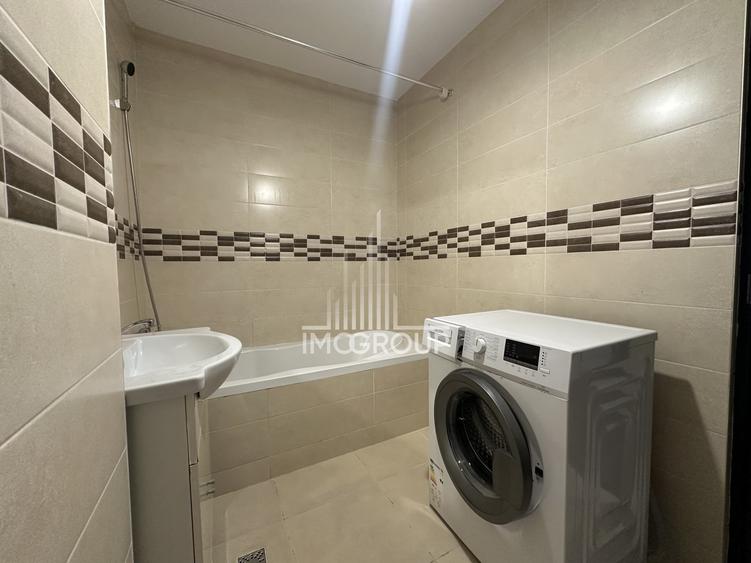 Apartament cu 3 camere decomandat, mobilat în Florești