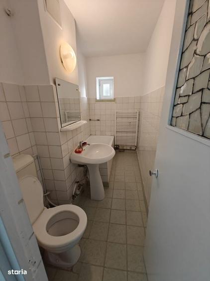 Apartament cu 2 camere decomandat în Albești