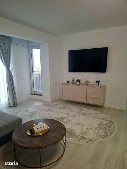 Apartament cu 2 camere semidecomandat în Tunari