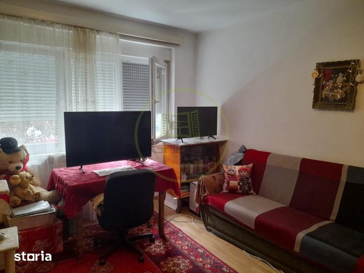 Apartament 2 camere etaj1 de vanzare strada Mihai Eminescu Fagaras j - 1