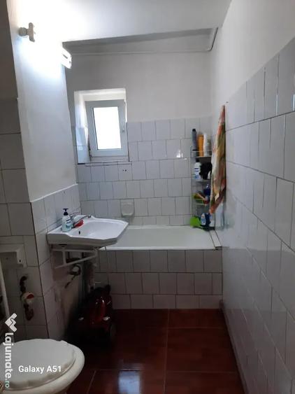Garsonieră decomandată în Militari