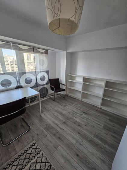 Apartament cu 3 camere, mobilat în Decebal