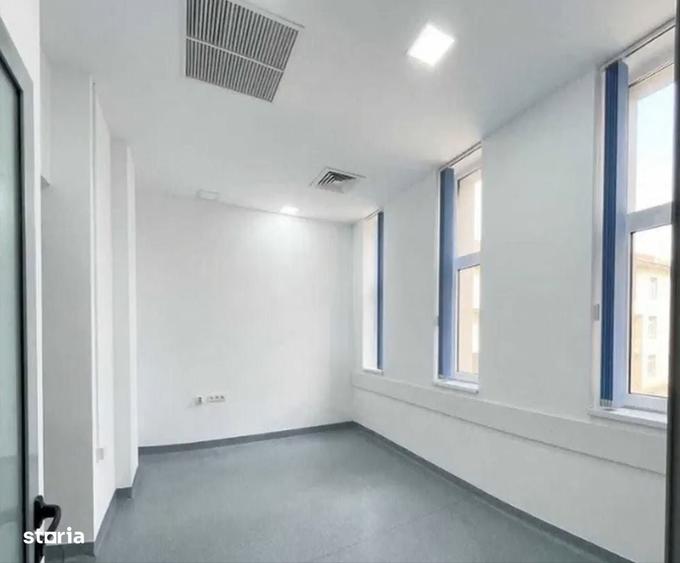 Spațiu comercial, de 1,000 mp, în Ultracentral
