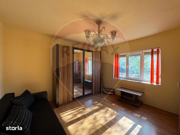 Casă cu 2 camere cu Teren 1172 Mp în Bodrogu Nou