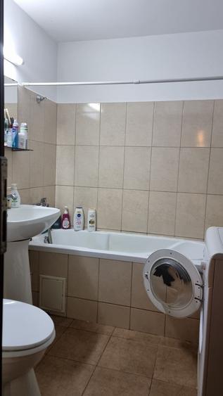 Apartament cu 2 camere decomandat în Colentina