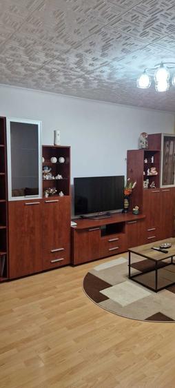 Apartament cu 2 camere decomandat în Giurgiului