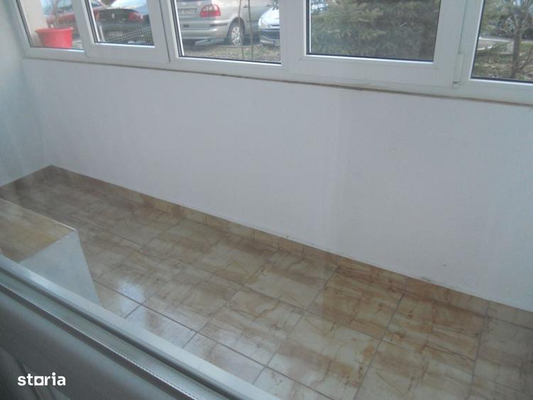 Apartament cu 2 camere decomandat în Mărăței