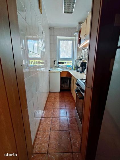 Apartament cu 3 camere în Florilor
