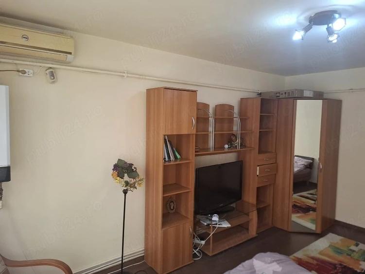 Garsonieră nedecomandată în Exterior Vest