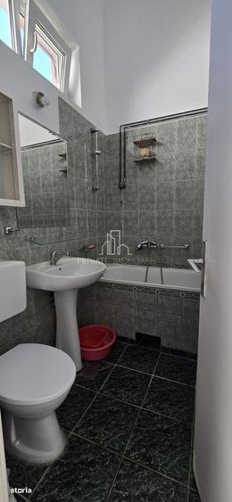 Casă cu 4 camere în 7 Noiembrie