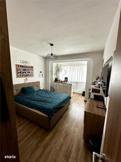 Apartament cu 4 camere decomandat în Gheorghe Lazăr
