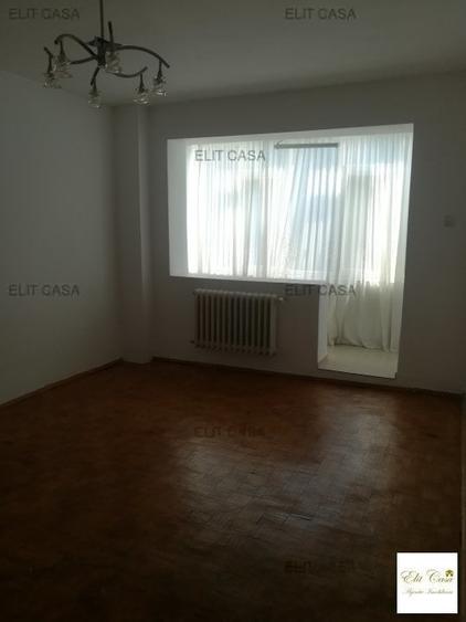 Apartament cu 3 camere decomandat, mobilat în Tătărași