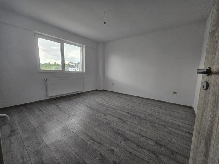 Apartament cu 2 camere decomandat în Bucium