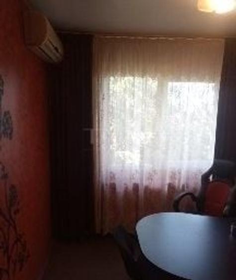 Apartament cu 3 camere semidecomandat, mobilat în Mănăștur — fotografia 3