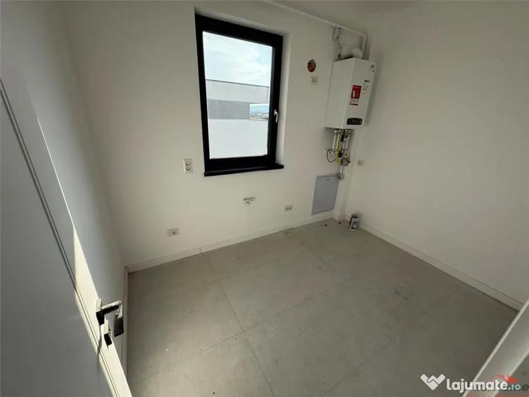Garsoniera bloc nou, parcare inclusa, etaj 3 cu lift - 4