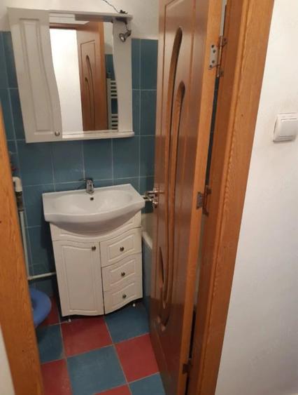 Apartament cu 2 camere decomandat în 9 Mai