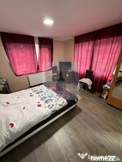 Casă cu 7 camere cu Teren 730 Mp în Timișu de Jos