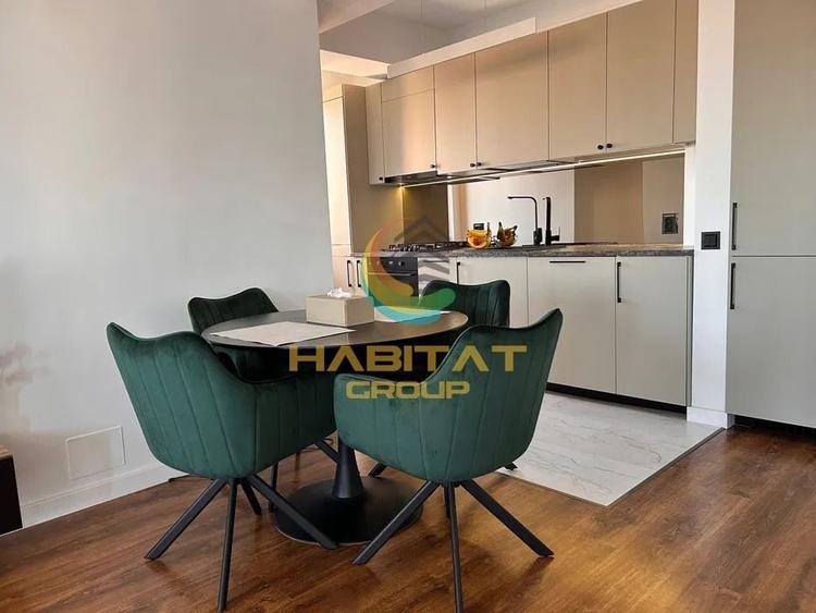 Apartament cu 3 camere semidecomandat, mobilat în Parcul Carol