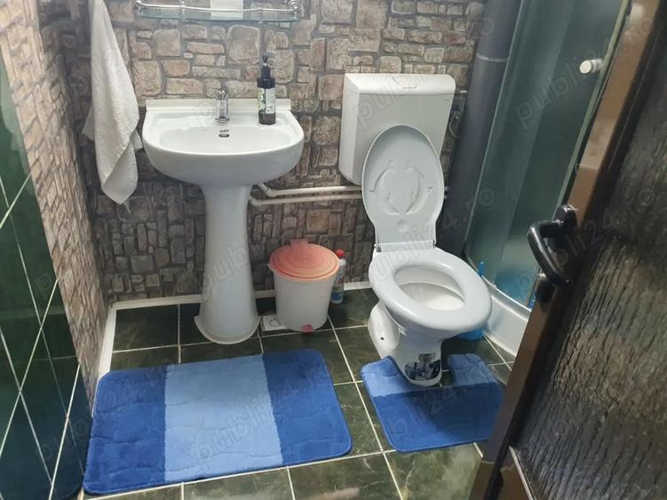 Casă cu 4 camere cu Teren 692 Mp în Vlădești