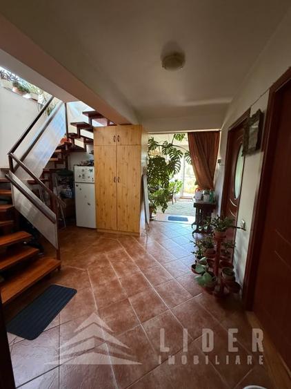 Casă individuală cu 5 camere cu Canalizare în Someșeni