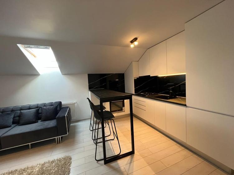 Apartament cu 2 camere decomandat, mobilat în Chiajna