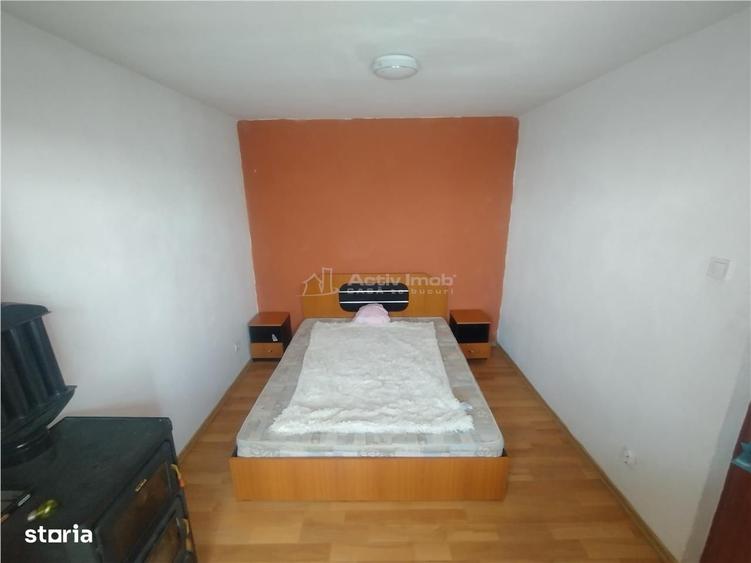 Apartament cu 2 camere, mobilat în Oravița