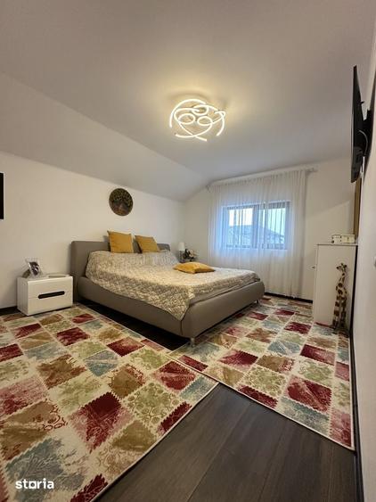 Casă cu 4 camere cu Teren 261 Mp în Berceni