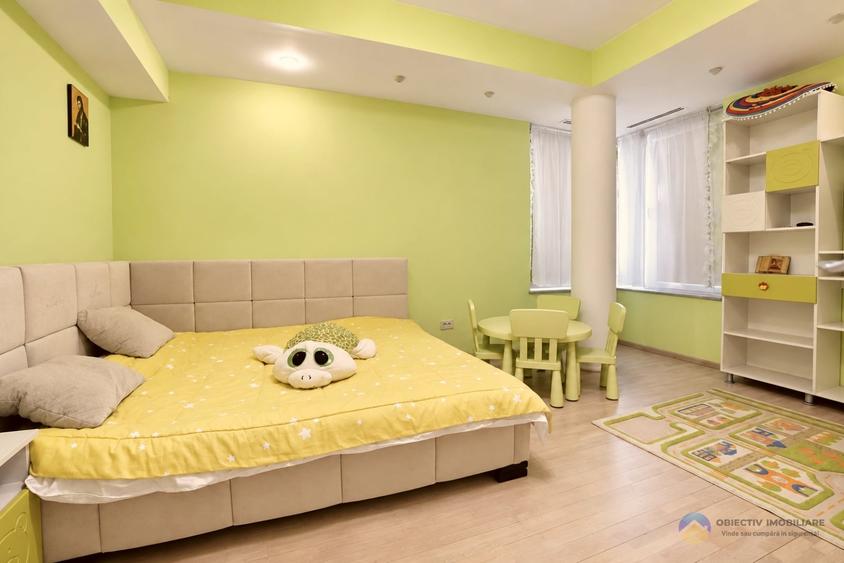 Casă individuală cu 6 camere cu Canalizare în Alexandru cel Bun