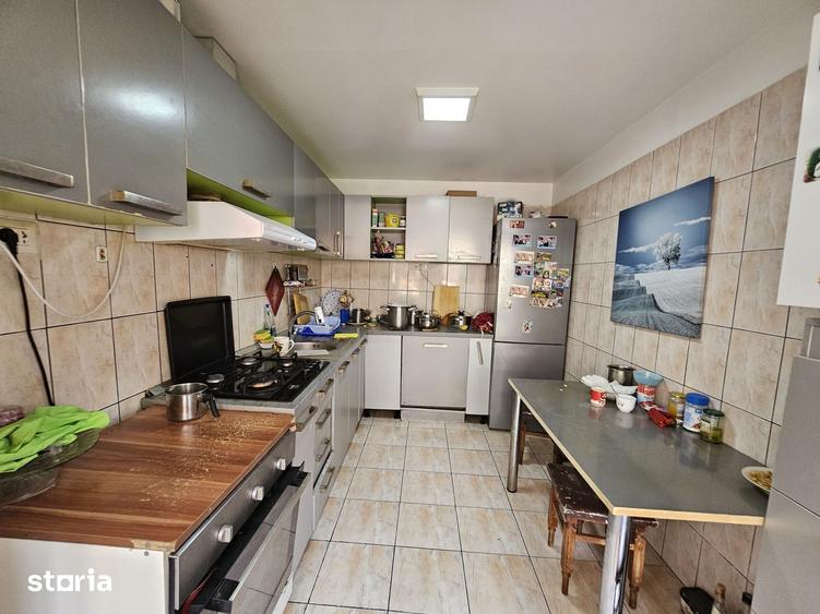 Casă cu 4 camere cu Teren 165 Mp în Tomis III