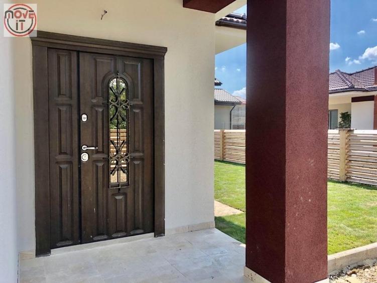Casă individuală cu 4 camere cu Teren 422 Mp în Corbeanca