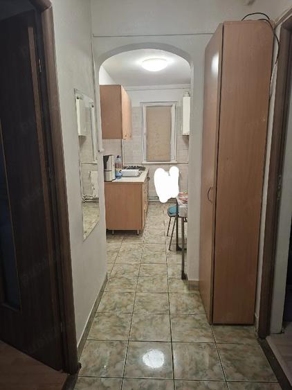 Apartament cu 3 camere decomandat în Dâmbu Pietros