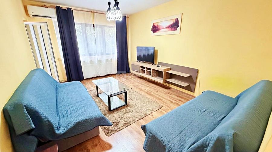 Apartament cu 2 camere decomandat, mobilat în Central