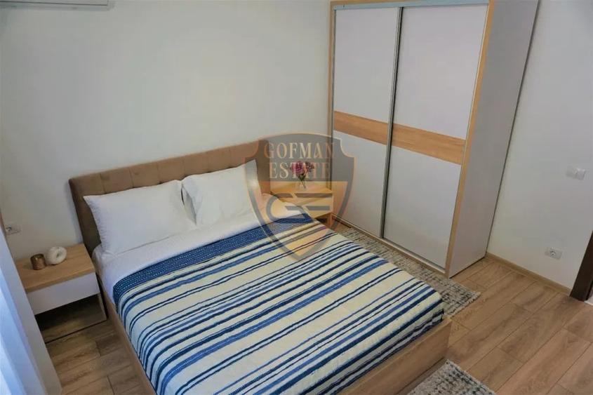 Apartament cu 3 camere decomandat în Universitate