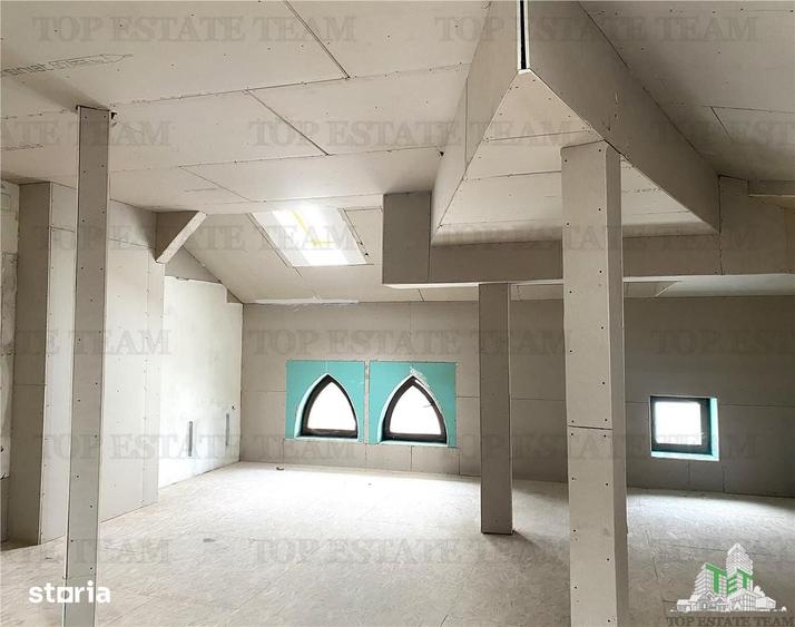 Casă cu 5 camere cu Teren 372 Mp în Dacia