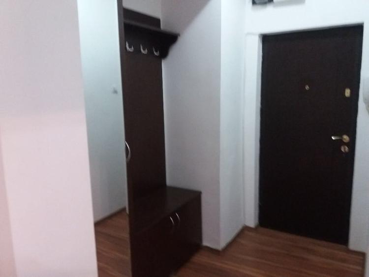 Apartament cu 3 camere decomandat în Cișmigiu