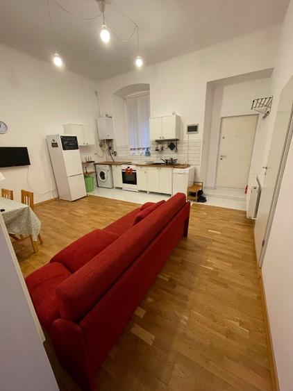 Apartament cu 2 camere semidecomandat în Ultracentral