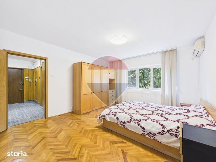 Apartament cu 3 camere spatios de inchiriat in zona 13 Septembrie - 5