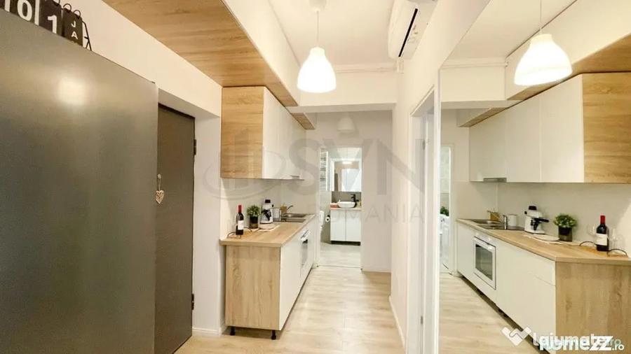 Apartament cu 3 camere semidecomandat în Regie