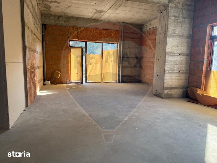 Spațiu comercial, de 63.2 mp, în Ghencea